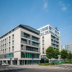 Exclusive -panska Warszawa